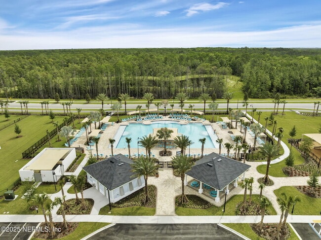 Building Photo - 299 Blue Hampton Dr