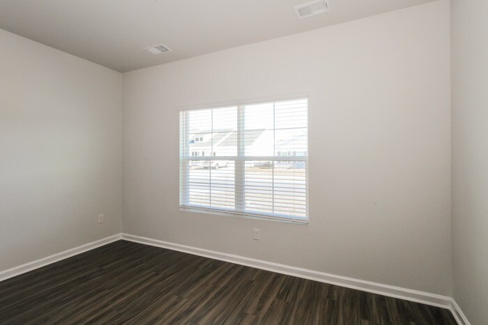 Building Photo - 367 Augustine Dr