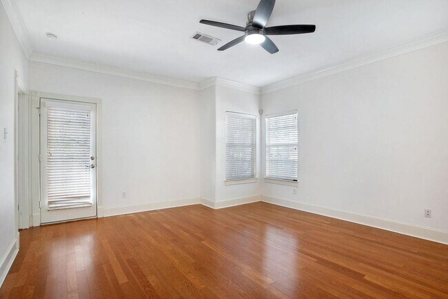 Building Photo - 6715 Windrift Way