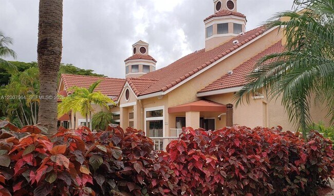 Building Photo - 10581 SW 155th Ct