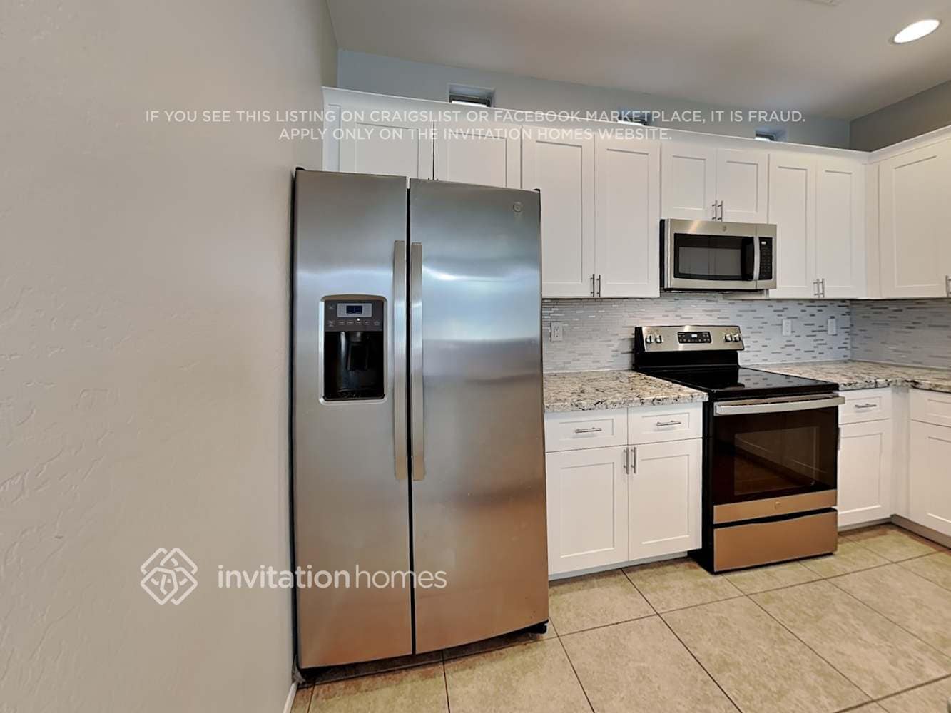 Building Photo - 3942 E Yeager Dr