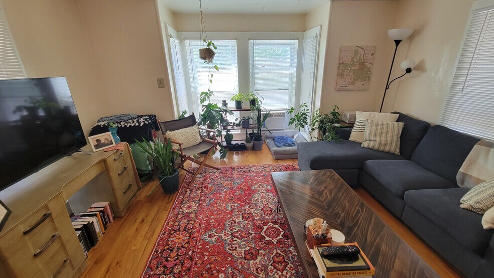 Building Photo - 1333 Connecticut St