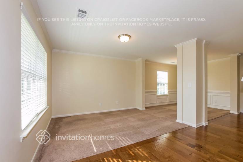 Building Photo - 9507 Pond Vista Court