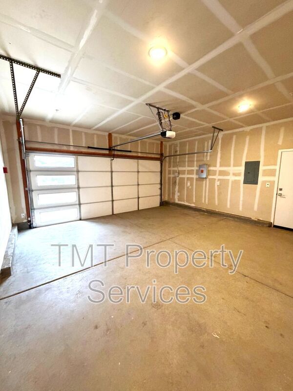 Building Photo - 12256 Alamosa Dr