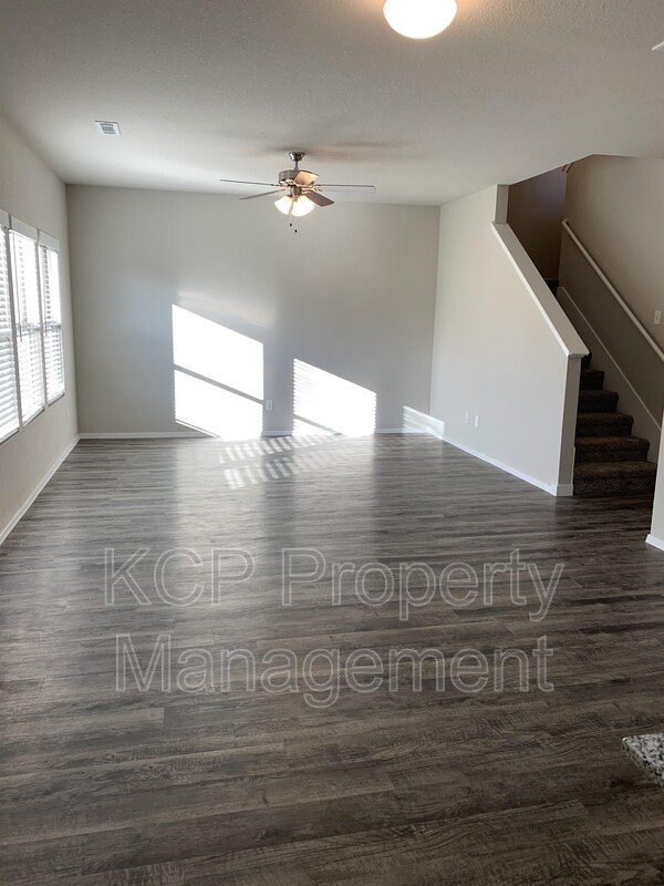 Building Photo - 1127 S Kingfisher Ln