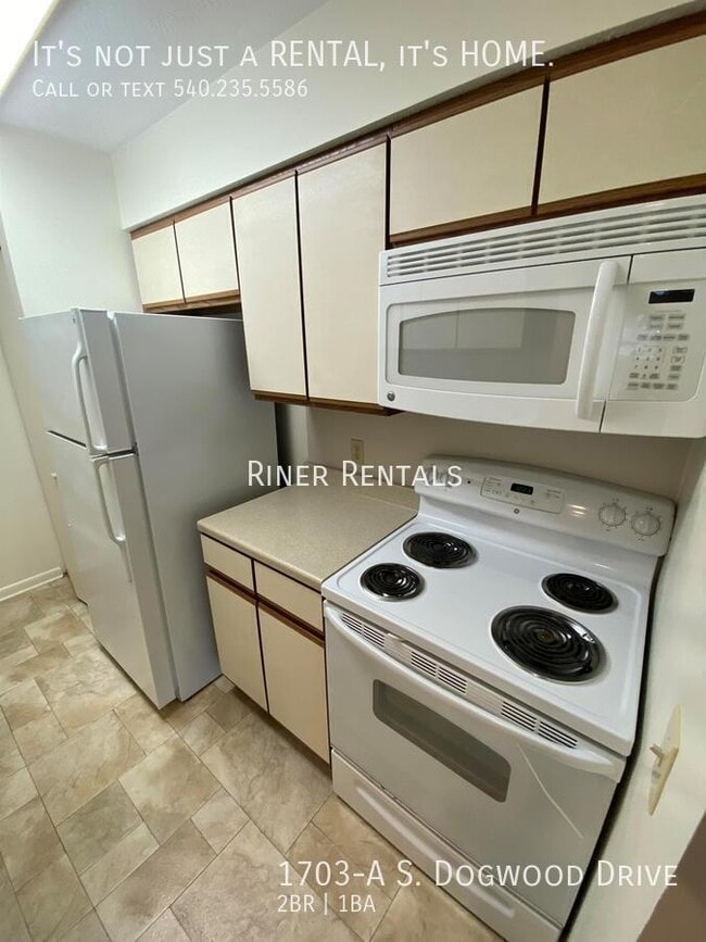 Building Photo - 1703-A S Dogwood Dr