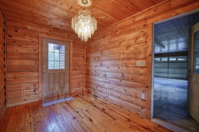 Building Photo - 336 Dancing Water Dr