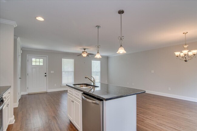 Building Photo - 33 Ashton Pointe Dr