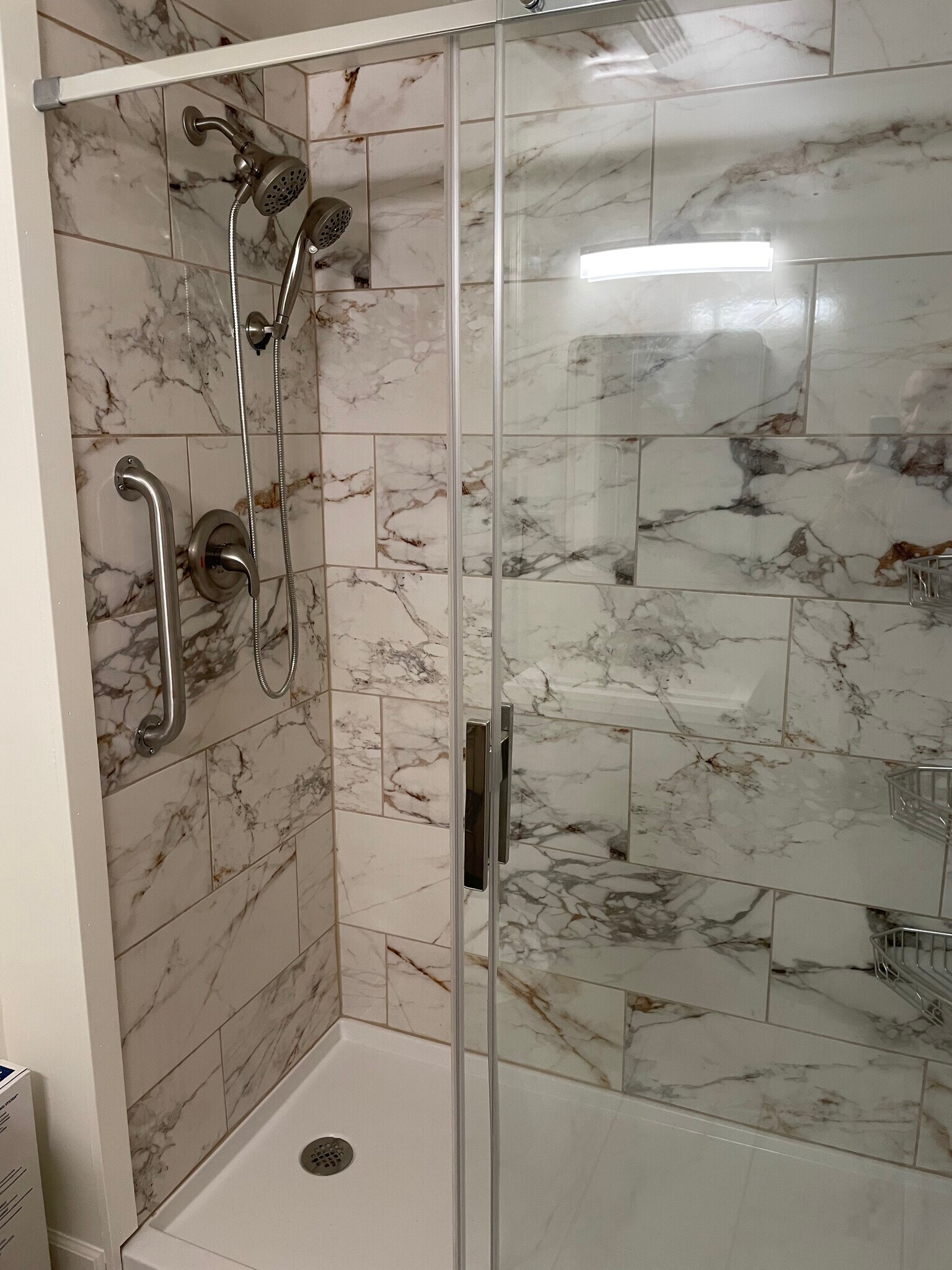 Building Photo - 223 Main St