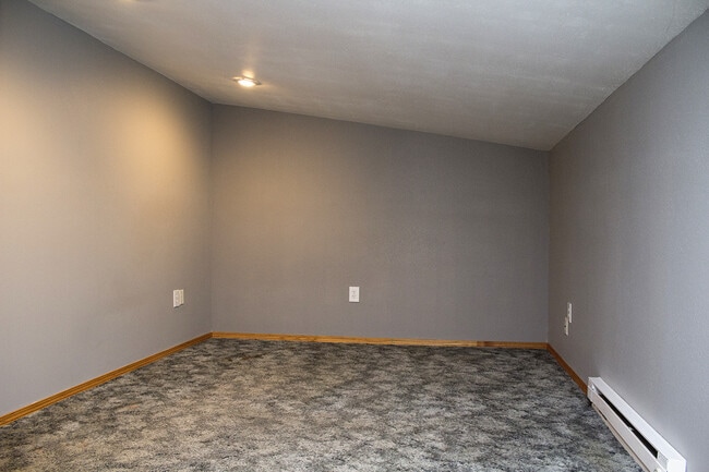 Building Photo - 4239 SE 141st Ave