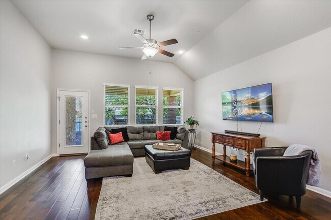 Building Photo - 2717 Coral Valley Dr