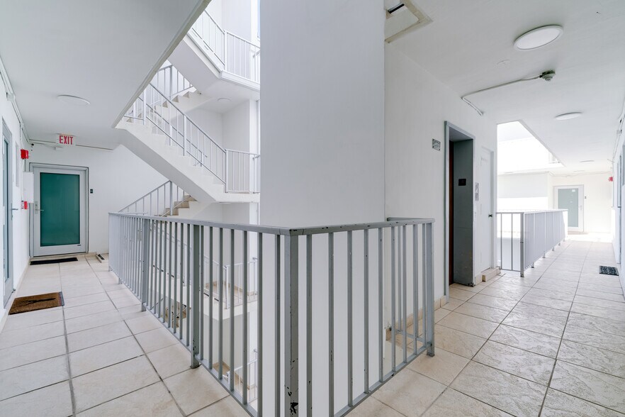 Building Photo - 1428 Euclid Ave