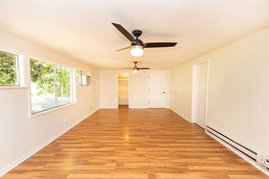 Building Photo - 5270 Rotary Dr