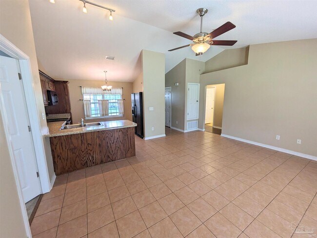 Building Photo - 4920 Mayo Cir