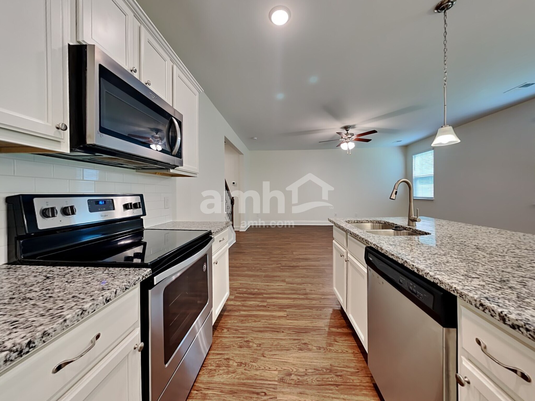 Building Photo - 445 Brookgreen Dr