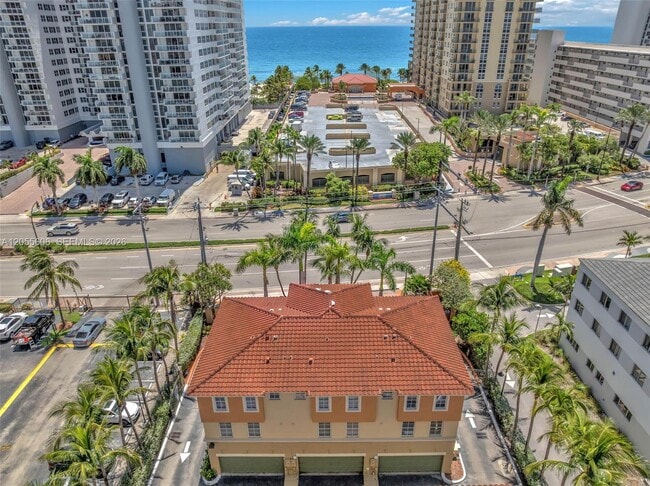 Building Photo - 2065 S Ocean Dr