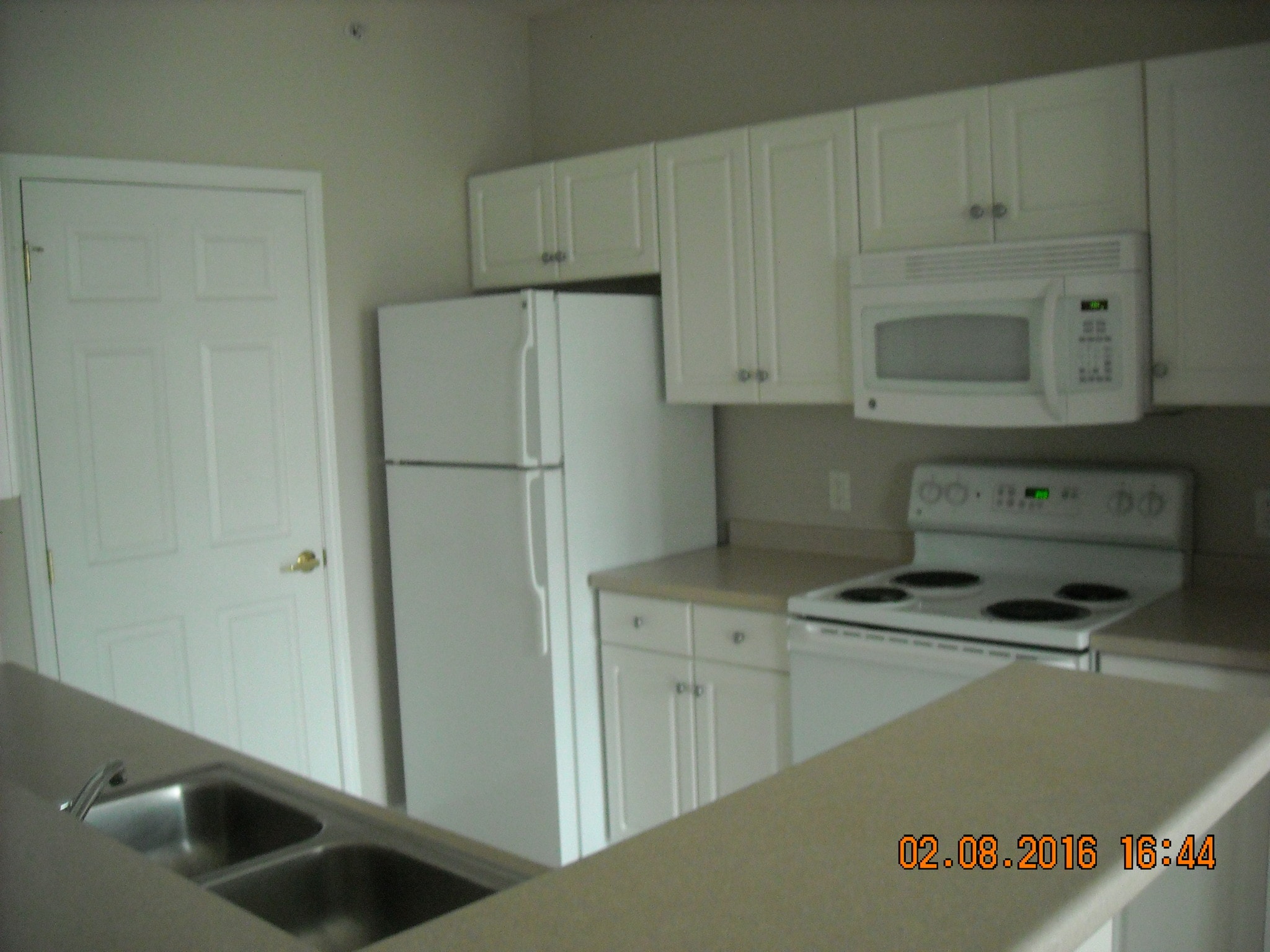 Kitchen - 1002 Stockton Rdg