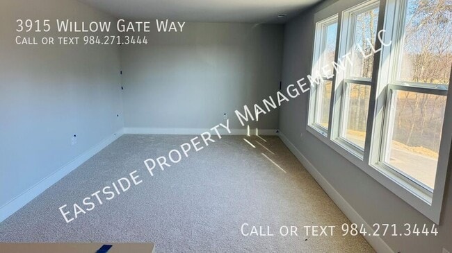 Building Photo - 3915 Willow Gate Wy