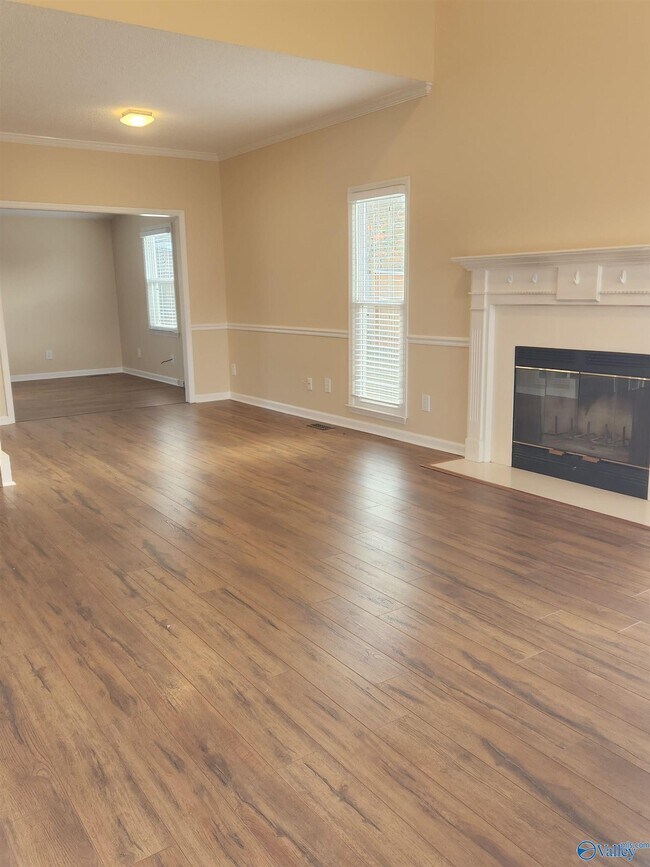 Building Photo - 106 Longleaf Ln