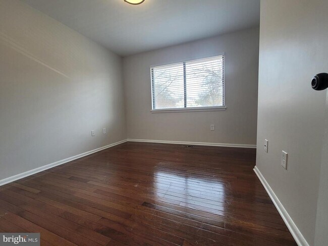 Building Photo - 5674 Oak Tanager Ct