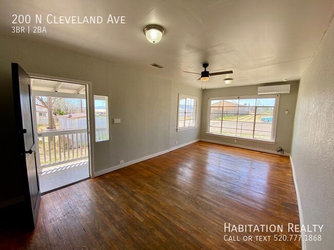 Building Photo - 200 N Cleveland Ave