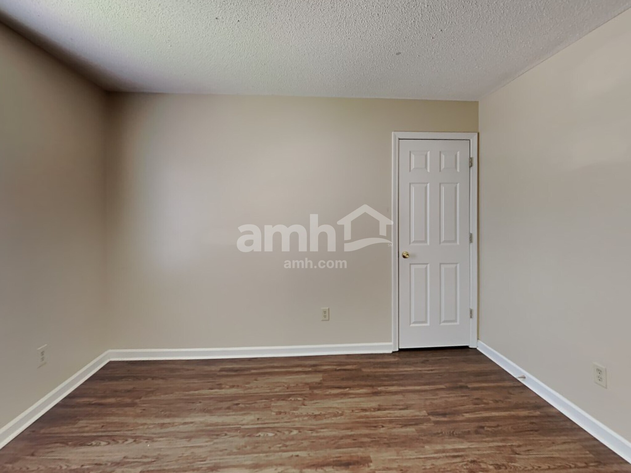 Building Photo - 8315 Dunnan Cv