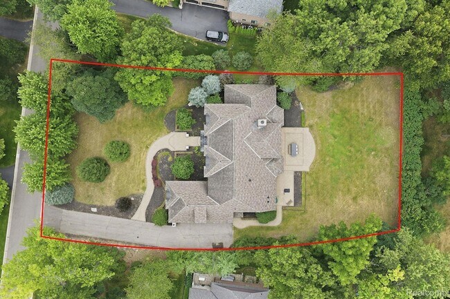 Building Photo - 2707 Turtle Lk Dr