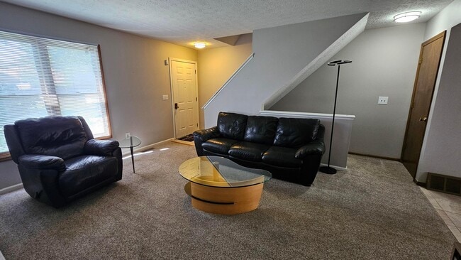 Building Photo - 5305 Berrywood Dr