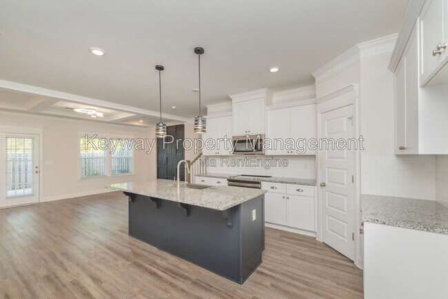 Building Photo - 319 Sumac Trail