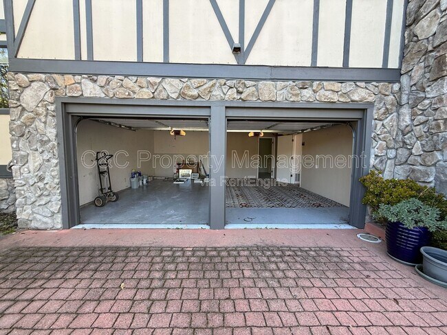 Building Photo - 63 S Branciforte Ave