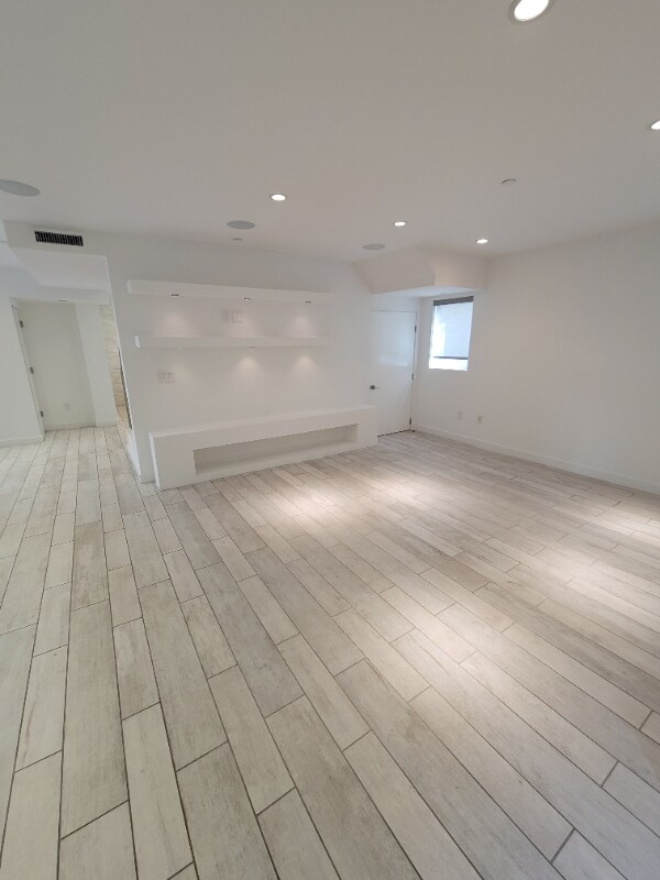 Building Photo - 947 4th St