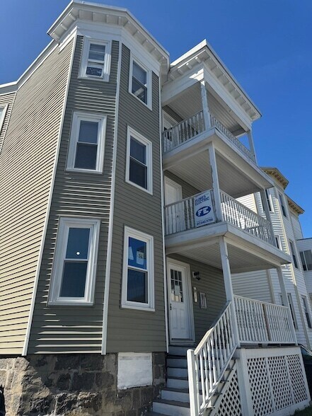 Building Photo - 51 Withington St