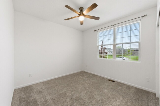Building Photo - 538 Penwell Dr