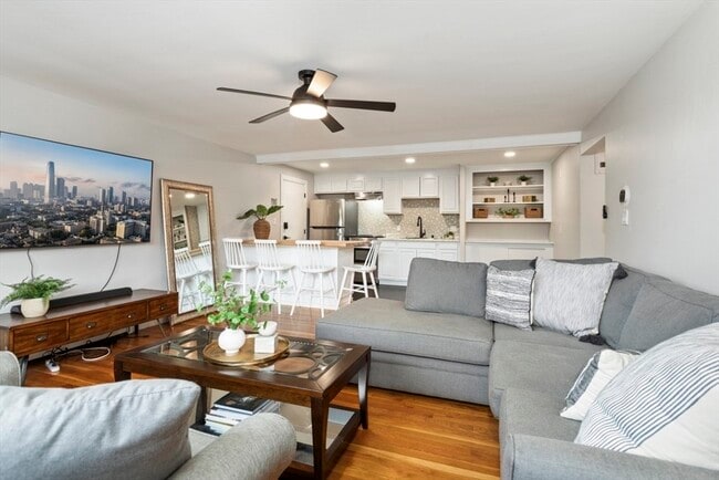 Building Photo - 100 Magnolia Ave