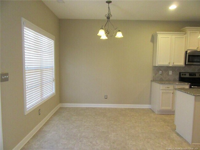 Building Photo - 2142 Yates Ranch Rd