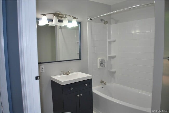 Building Photo - 249 Pine Island Turnpike