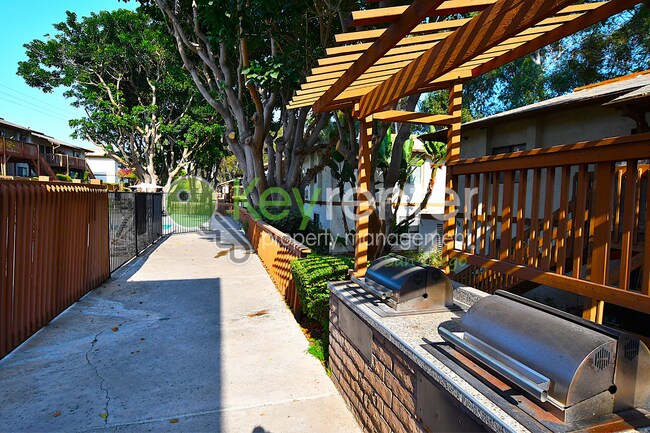 Building Photo - Mission Valley | Minutes to Interstates 15 & 8 | Close to Snapdragon Staduim
