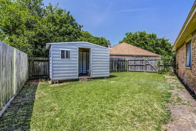 Building Photo - 10542 Kirkgreen Dr