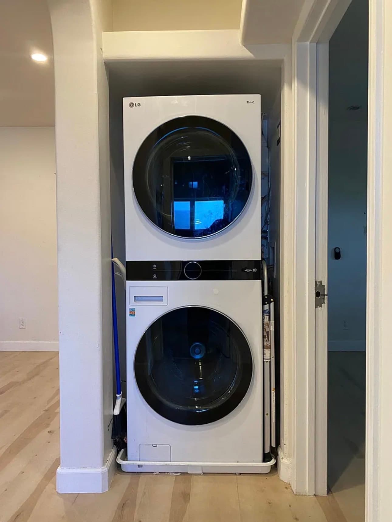 Building Photo - 538 Brooks Ave