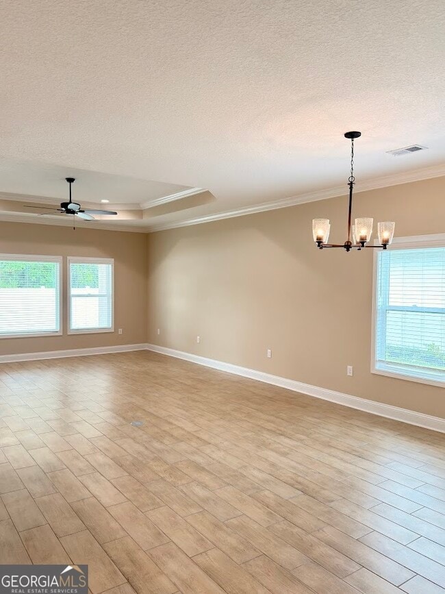 Building Photo - 124 The Villas Wy