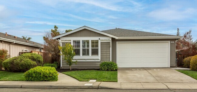 Building Photo - 3982 Lucero St