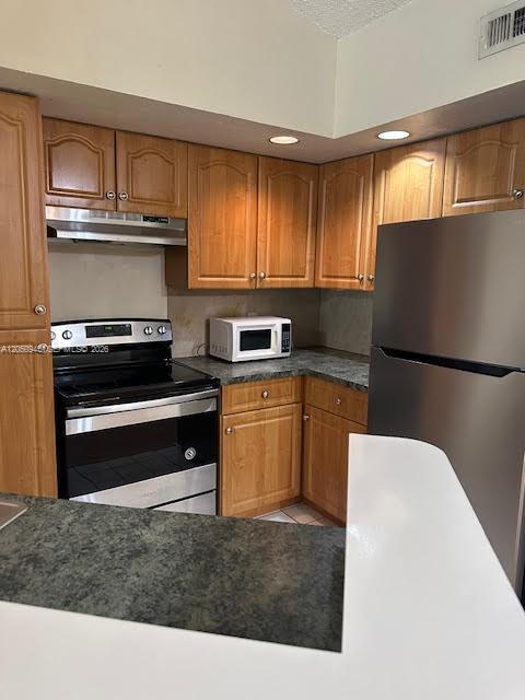 Building Photo - 12950 Vista Isles Dr