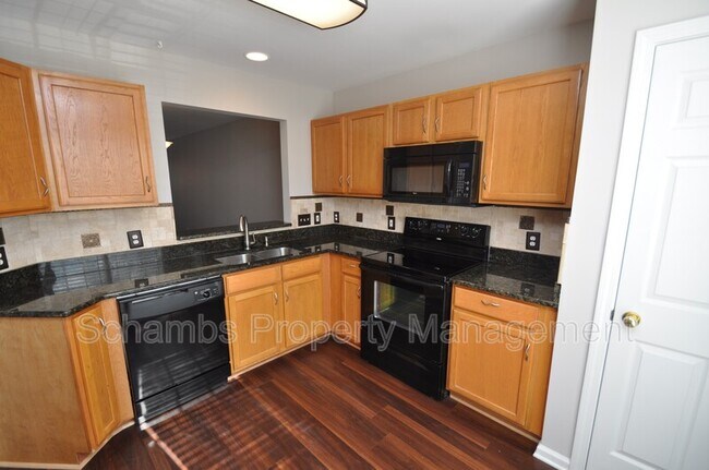 Building Photo - 402 Knightsborough Way