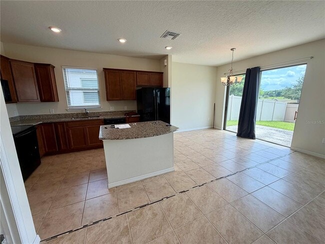 Building Photo - 1917 Cayman Cove Cir