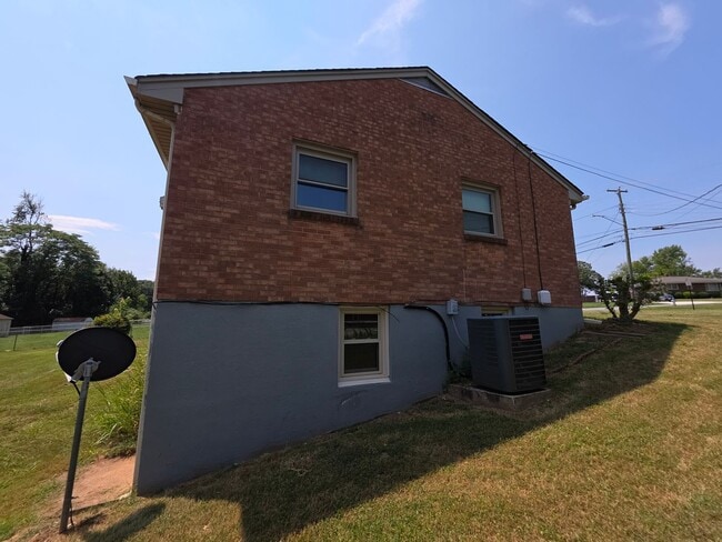 Building Photo - 5930 Edgewood Ave