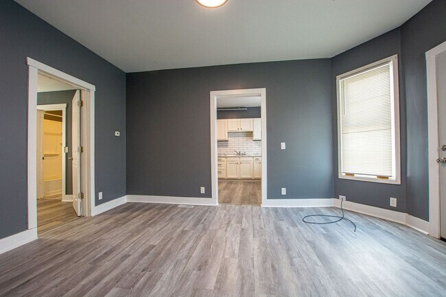 Building Photo - 2523 Ames Ave