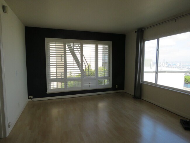 Building Photo - Hidden Gem with Outrageous Views - 1 Bedroom w/ Parking