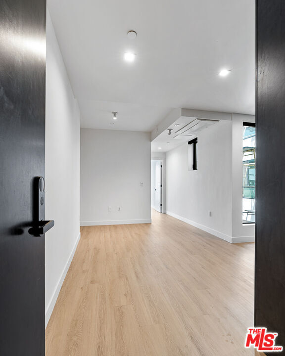 Building Photo - 3688 Overland Ave