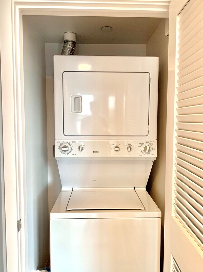 In-unit washer and dryer - 630 Thomas L Berkley Way