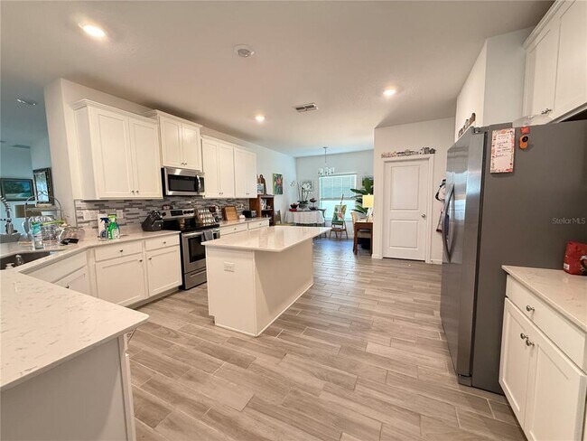 Building Photo - 7656 SW 74th Lp